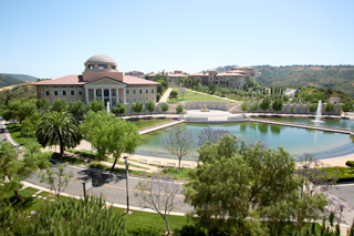 Американский университет Сока в штате Калифорния