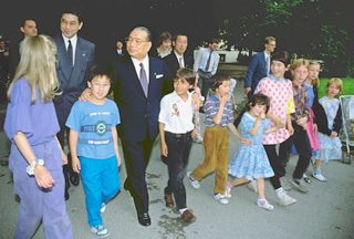 С детьми в Вене, Австрия (июнь 1992 г.)